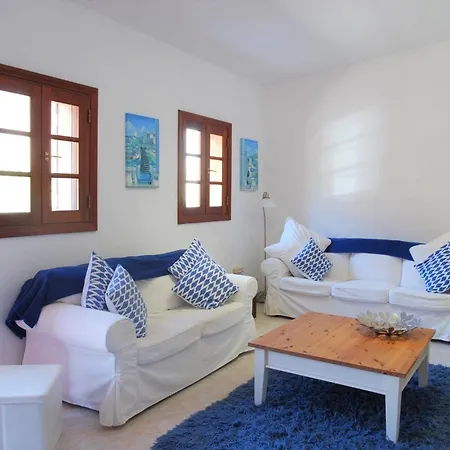 Beautiful 2 Bedroom Bungalow In Village 2