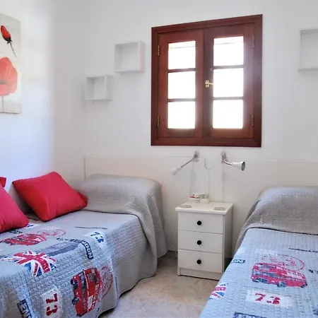 Beautiful 2 Bedroom Bungalow In Village 2 Apartamento Mogán